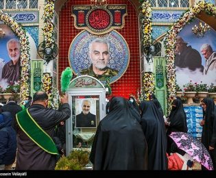 برگزاری دومین سالگرد شهادت سردارشهید سلیمانی درکرمان پایتخت مقاومت جهان اسلام