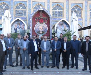 تجدید بیعت وادای احترام مدیر عامل شرکت مادر تخصصی و مدیران عامل صندوقهای منطقه ۵ کشور با سردار شهید حاج قاسم سلیمانی