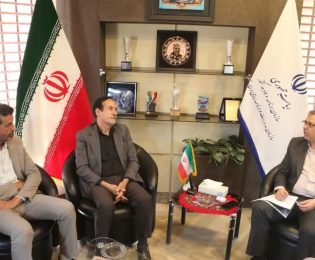 نشست بررسی مشکلات و چالش های آب و خاک استان کرمان